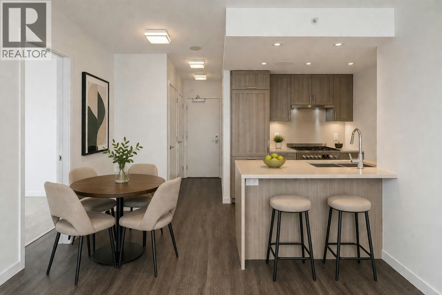 504-5598 Ormidale Street, Vancouver, BC, V5R 0E5