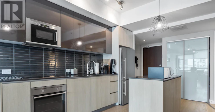 1001-199 Slater Street, Ottawa, ON, K1P 0C8 - 4