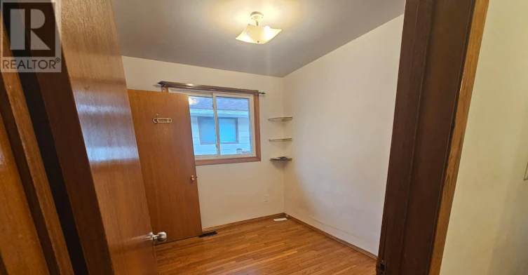 MAIN-6033 Swayze Drive, Niagara Falls, ON, L2J 3K2 - 9