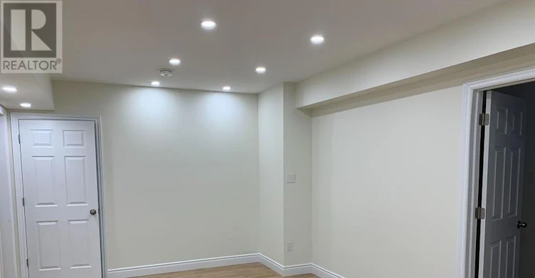 BASEMENT-18 Leggott Avenue, Barrie, ON, L4N 8A9 - 2