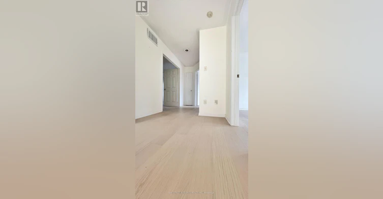2594 Dashwood Drive, Oakville, ON, L6M 4C2 - 9