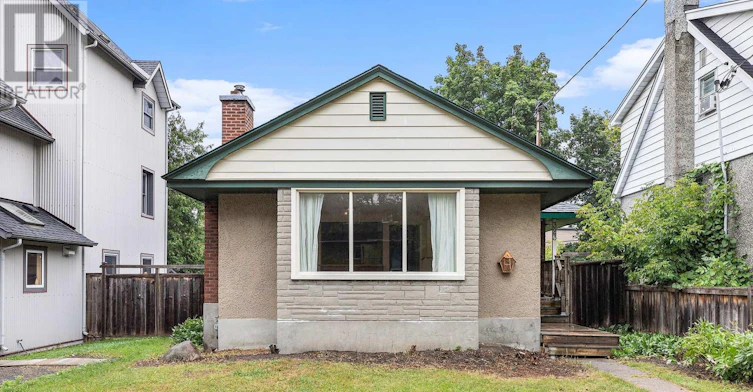 323 Lanark Avenue N, Ottawa, ON, K1Z 6R6 - 25