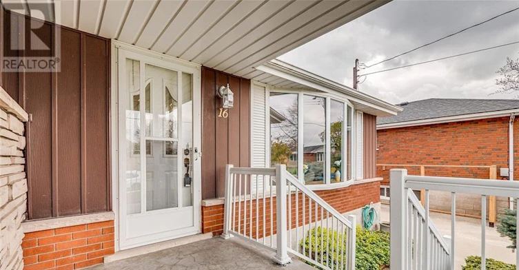 UPPER-16 Nova Drive, Hamilton, ON, L8T 2P3 - 4