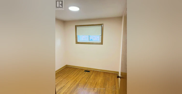 UPPER-16 Nova Drive, Hamilton, ON, L8T 2P3 - 6