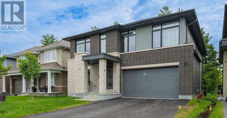 235 Ketchikan Crescent, Ottawa, ON, K2T 0S3 - 2