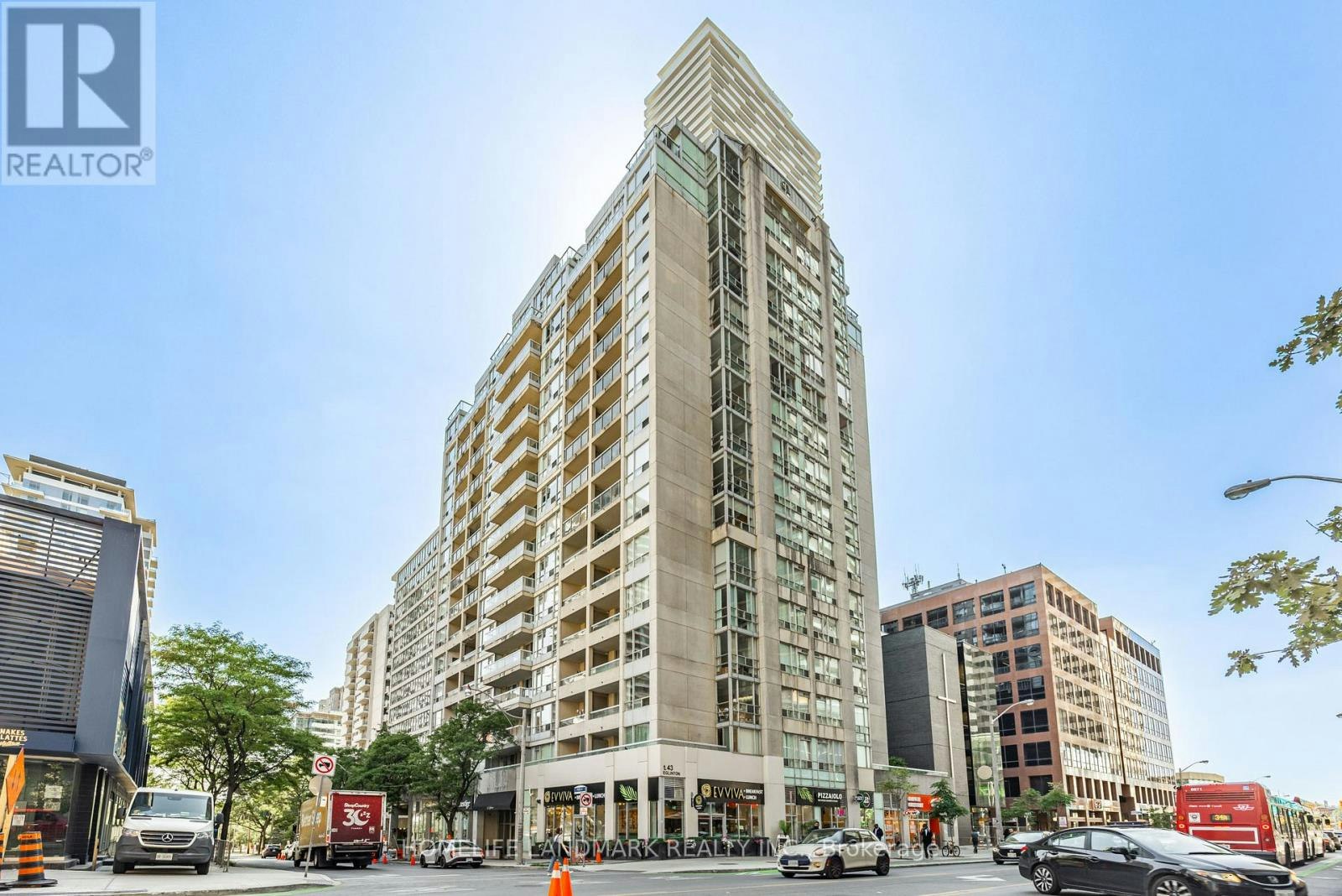 1003-43 Eglinton Avenue E, Toronto, ON, M4P 1A2