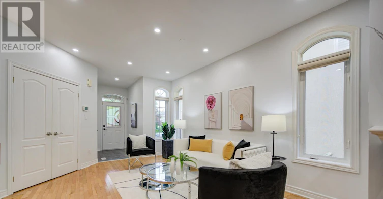 46 Romance Drive, Richmond Hill, ON, L4S 2R7 - 7