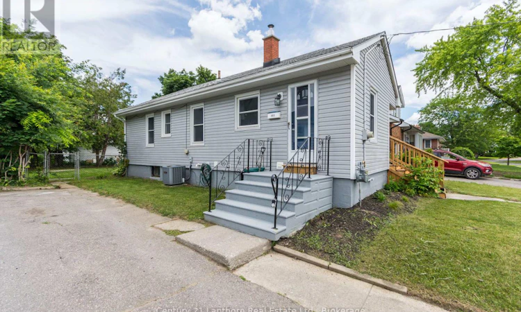 151 Hastings Drive