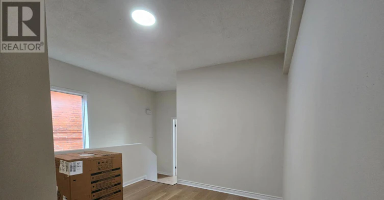 2-558 Spadina Crescent, Toronto, ON, M5S 2J9 - 13