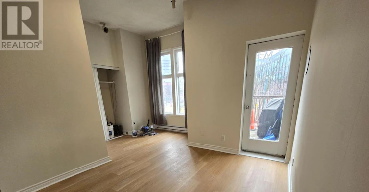 2-558 Spadina Crescent, Toronto, ON, M5S 2J9 - 3