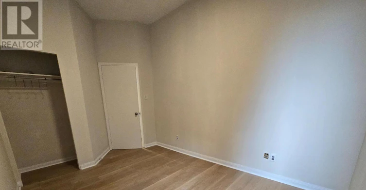 2-558 Spadina Crescent, Toronto, ON, M5S 2J9 - 9