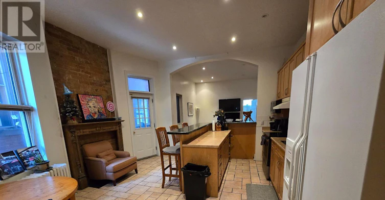 MAIN-61 Madison Avenue, Toronto, ON, M5R 2S3 - 5