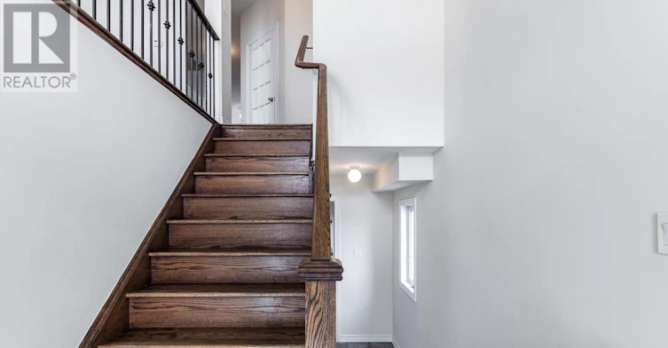 114 Sandwell Street, Vaughan, ON, L4H 4S4 - 4