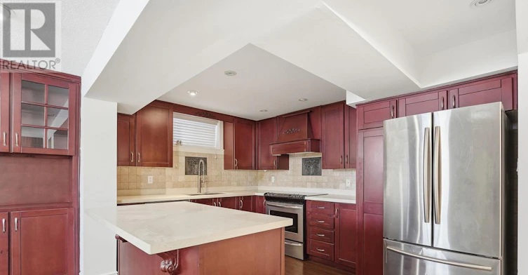 9 Del Ria Drive, Toronto, ON, M6L 1L9 - 21