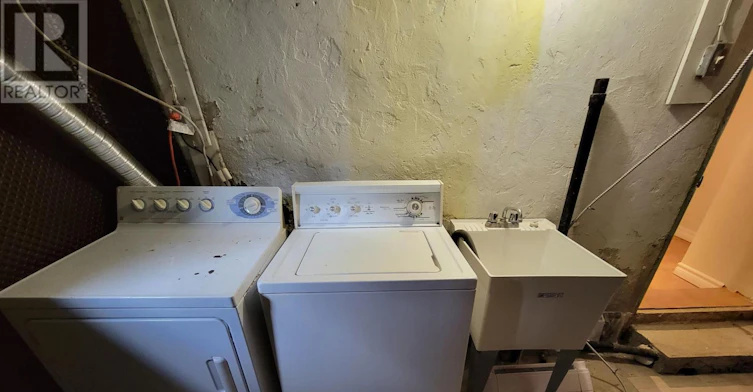 BASEMENT-190 Lauder Avenue, Toronto, ON, M6E 3H4 - 16