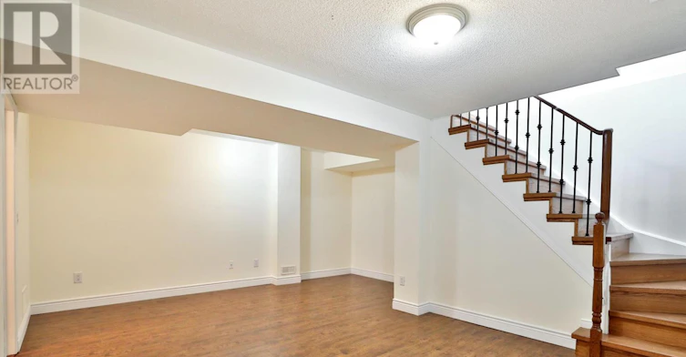 3877 Stardust Drive, Mississauga, ON, L5M 7Z9 - 26