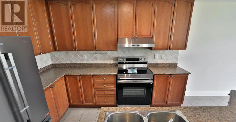 3877 Stardust Drive, Mississauga, ON, L5M 7Z9 - 12