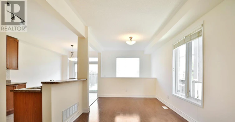 3877 Stardust Drive, Mississauga, ON, L5M 7Z9 - 7
