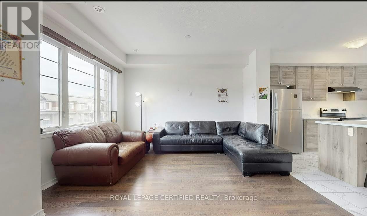 65 Holder Drive, Brantford, ON, N3T 0W8 - 3