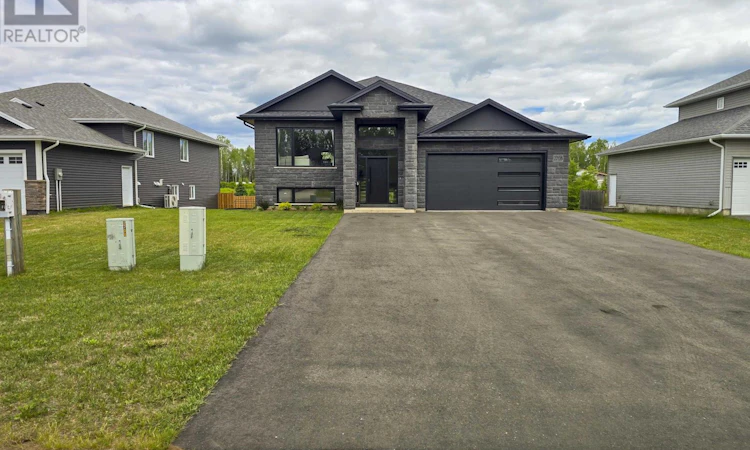 2708 King George's Park Dr