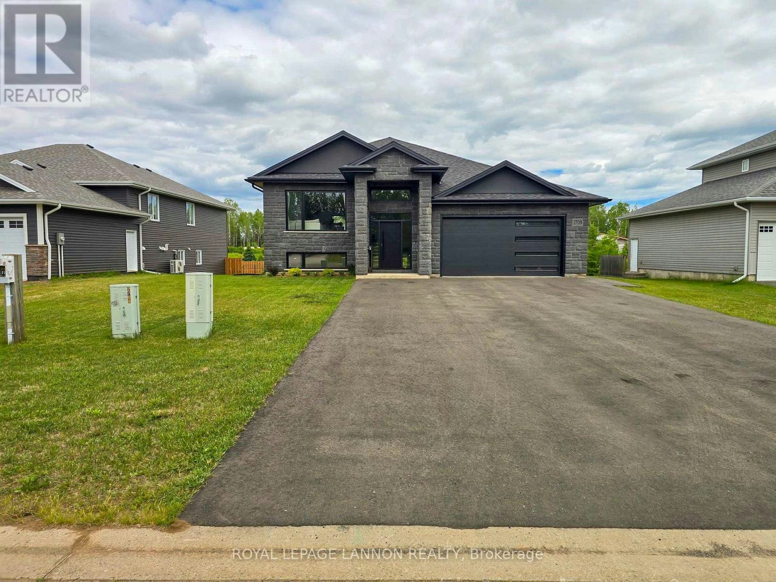 2708 King George's Park Drive, Oliver Paipoonge, ON, P7K 0V4