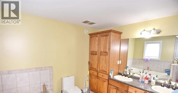 UPPER-4305 Casgrain, Windsor, ON, N9G 2A9 - 34