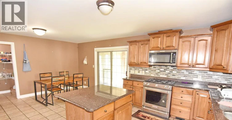 UPPER-4305 Casgrain, Windsor, ON, N9G 2A9 - 20
