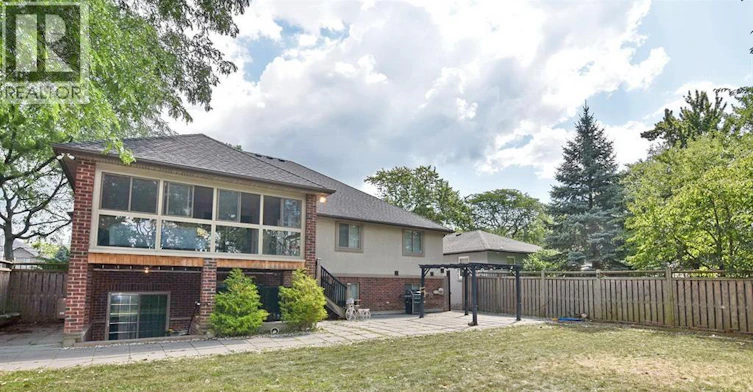 UPPER-4305 Casgrain, Windsor, ON, N9G 2A9 - 37