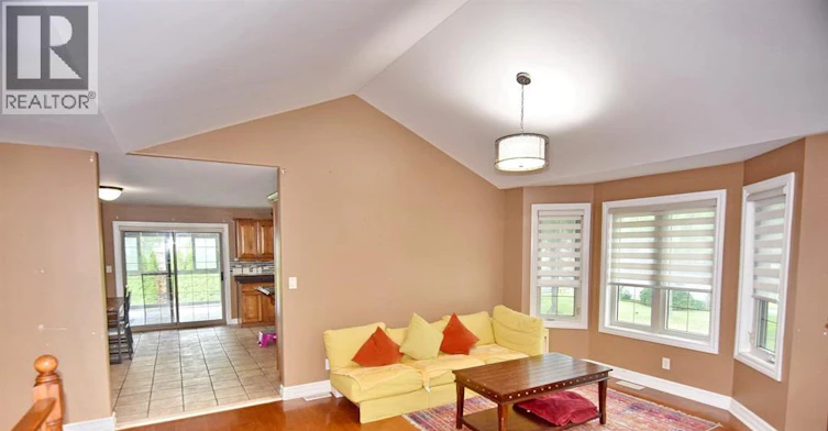 UPPER-4305 Casgrain, Windsor, ON, N9G 2A9 - 17