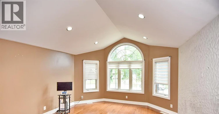 UPPER-4305 Casgrain, Windsor, ON, N9G 2A9 - 13