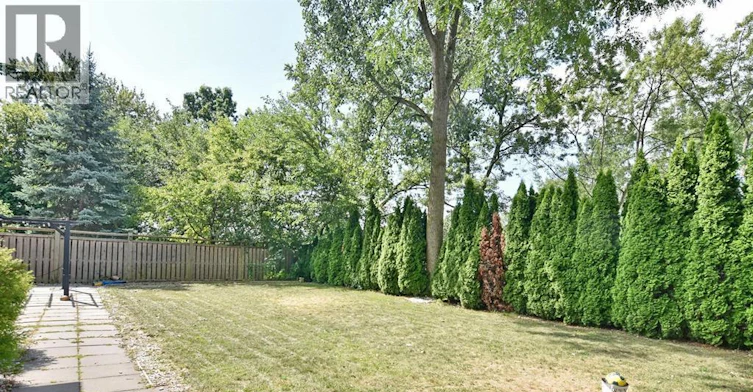 UPPER-4305 Casgrain, Windsor, ON, N9G 2A9 - 43