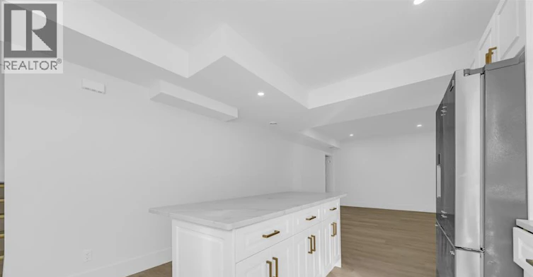UPPER-1035 Croydon, Lasalle, ON, N9E 1E5 - 35