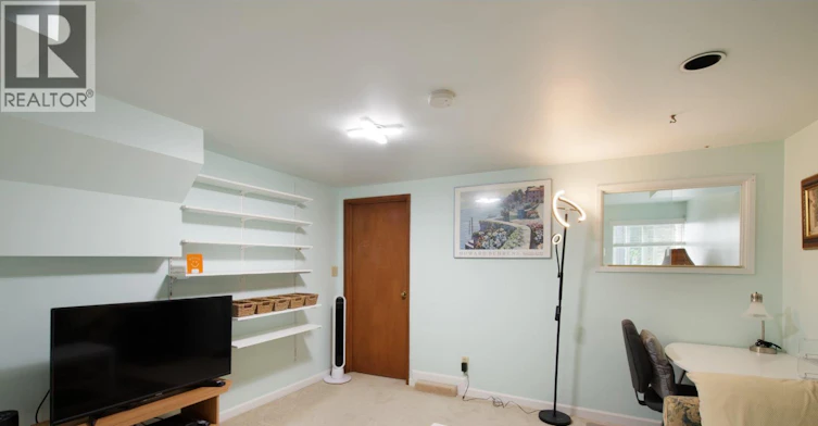 BSMT-8290 Montcalm Street, Vancouver, BC, V6P 4P5 - 5