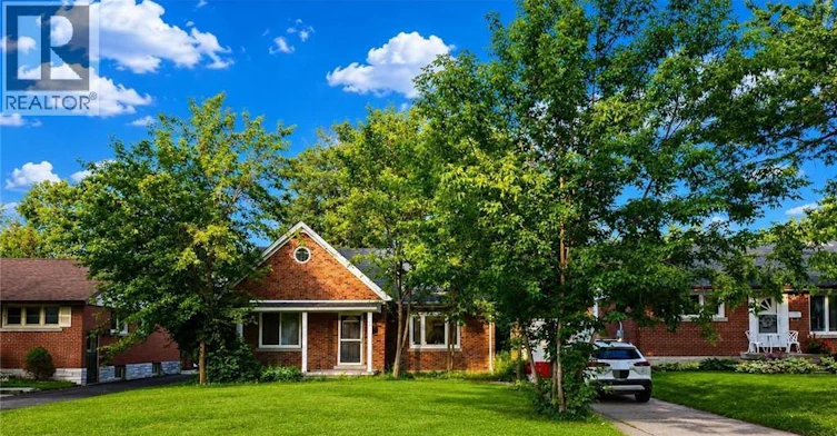 128 Oxford Street, Kitchener, ON, N2H 4R9