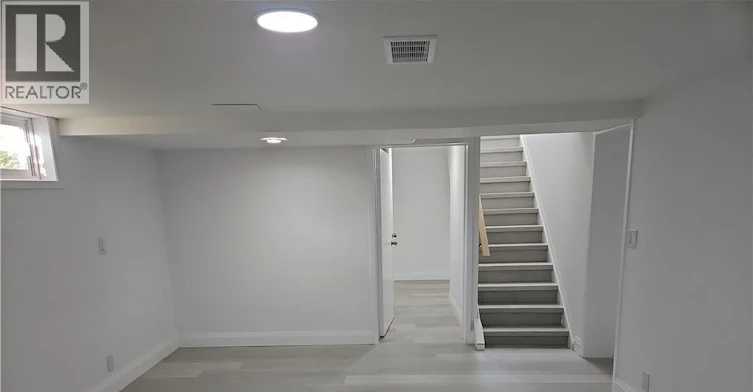 128 Oxford Street, Kitchener, ON, N2H 4R9 - 33