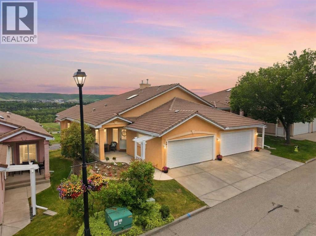 206 Scimitar Heath NW, Calgary, AB, T3L 2E1