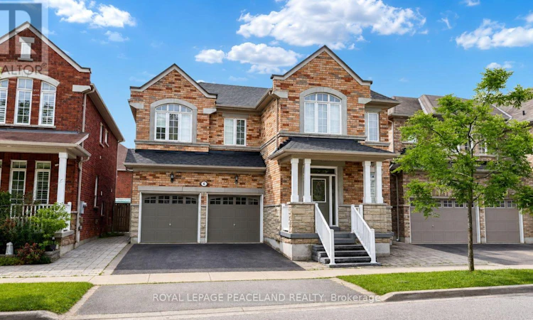 6 Cragg Crescent