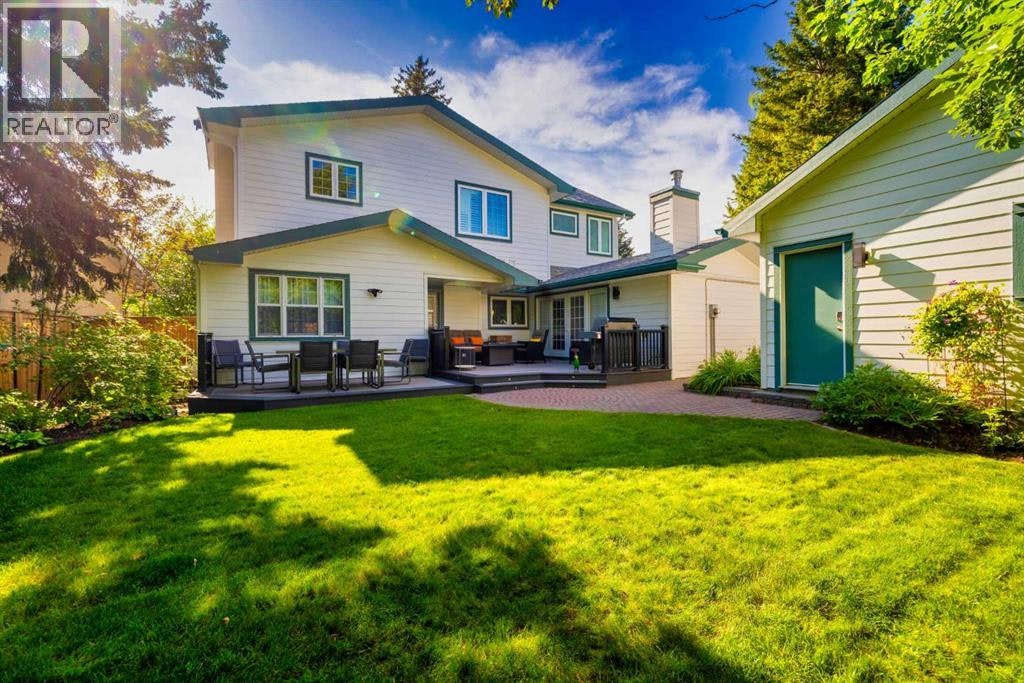 5028 Vanstone Crescent NW, Calgary, AB, T3A 0V9