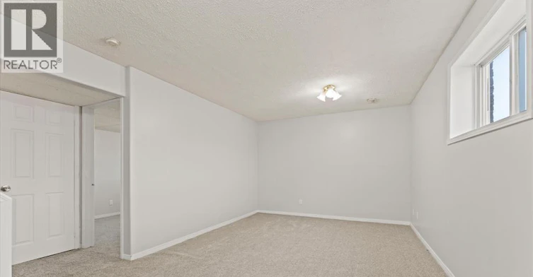 9347 Tamarack Street, Windsor, ON, N8R 1Y7 - 24