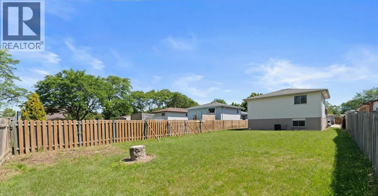 9347 Tamarack Street, Windsor, ON, N8R 1Y7 - 38