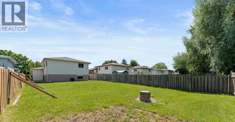 9347 Tamarack Street, Windsor, ON, N8R 1Y7 - 39