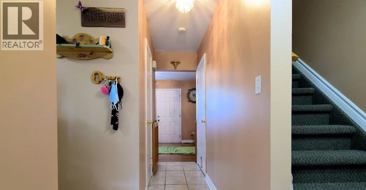 5468 Lassaline Avenue, Windsor, ON, N8T 1A9 - 4