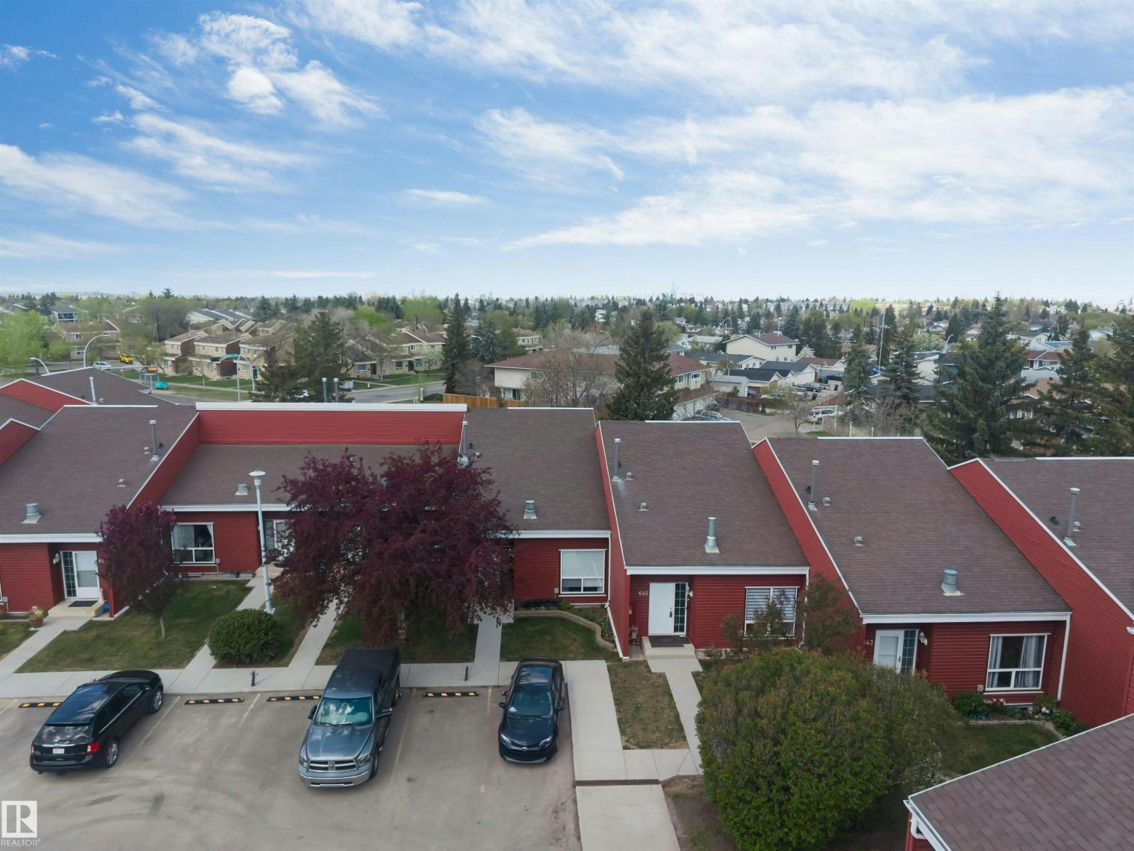 645 Millbourne Road NW, Edmonton, AB, T6K 3N3