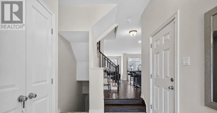 111 Eric Maloney Way, Ottawa, ON, K1T 0R2 - 5