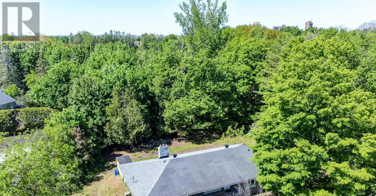 10 Cedar Road, Ottawa, ON, K1J 6L4 - 4