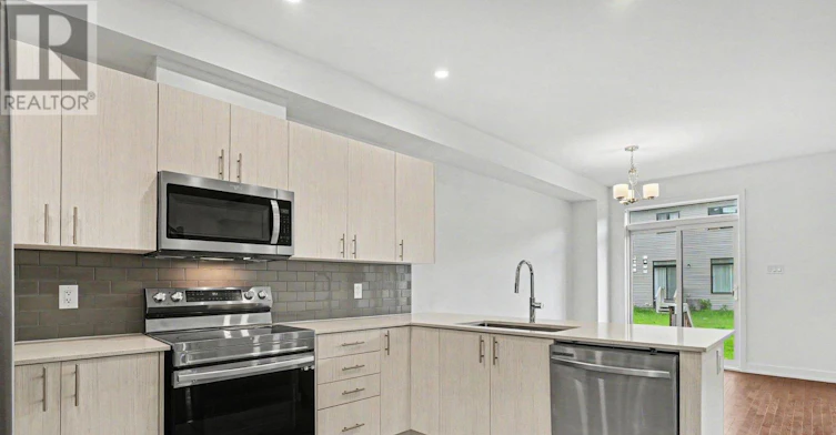 27 Moosonee Crescent, Ottawa, ON, K4M 0L9 - 6
