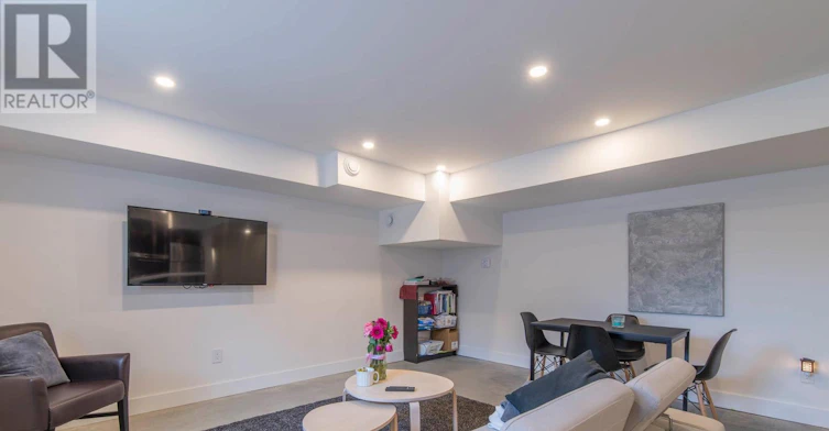 LOWER-49 Chippewa Avenue, Ottawa, ON, K2G 1X8 - 5