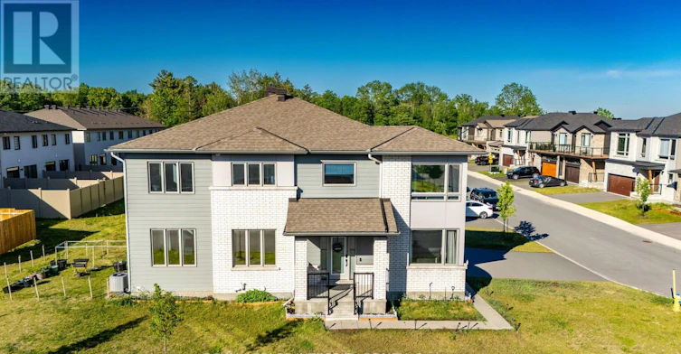 660 Fenwick Way, Manotick, ON, K2J 7E6 - 2