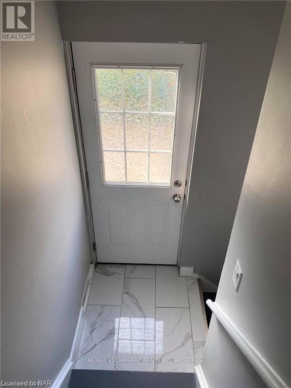 LOWER-17 Mellenby Street, Hamilton, ON, L8J 1E6 - 2