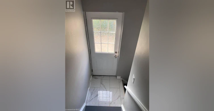 LOWER-17 Mellenby Street, Hamilton, ON, L8J 1E6 - 2